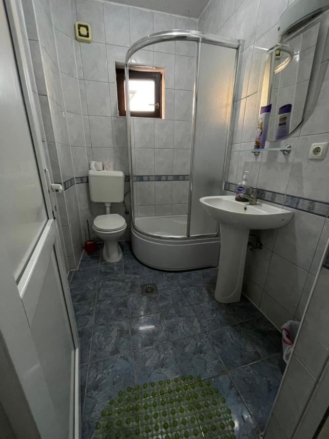 Ela Hostel Prizren Eksteriør billede